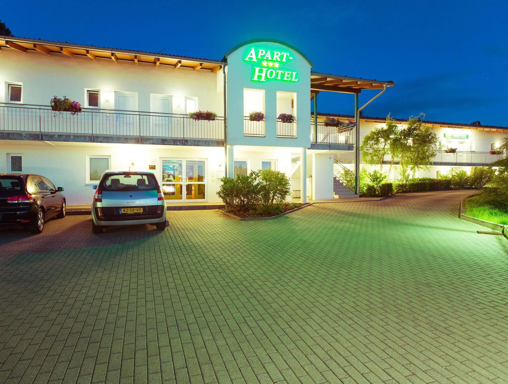 Apart Hotel Weimar Экстерьер фото
