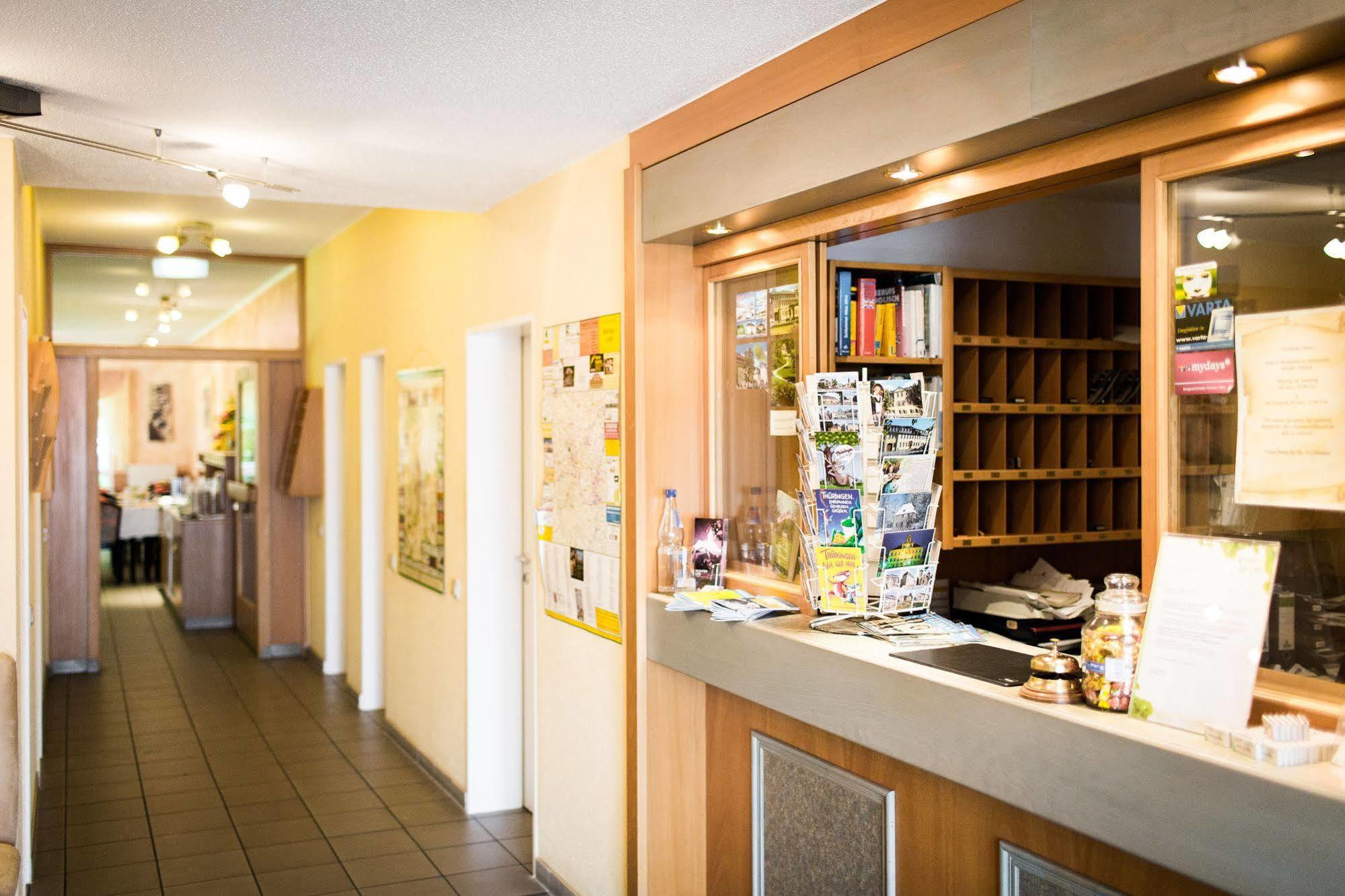 Apart Hotel Weimar Экстерьер фото