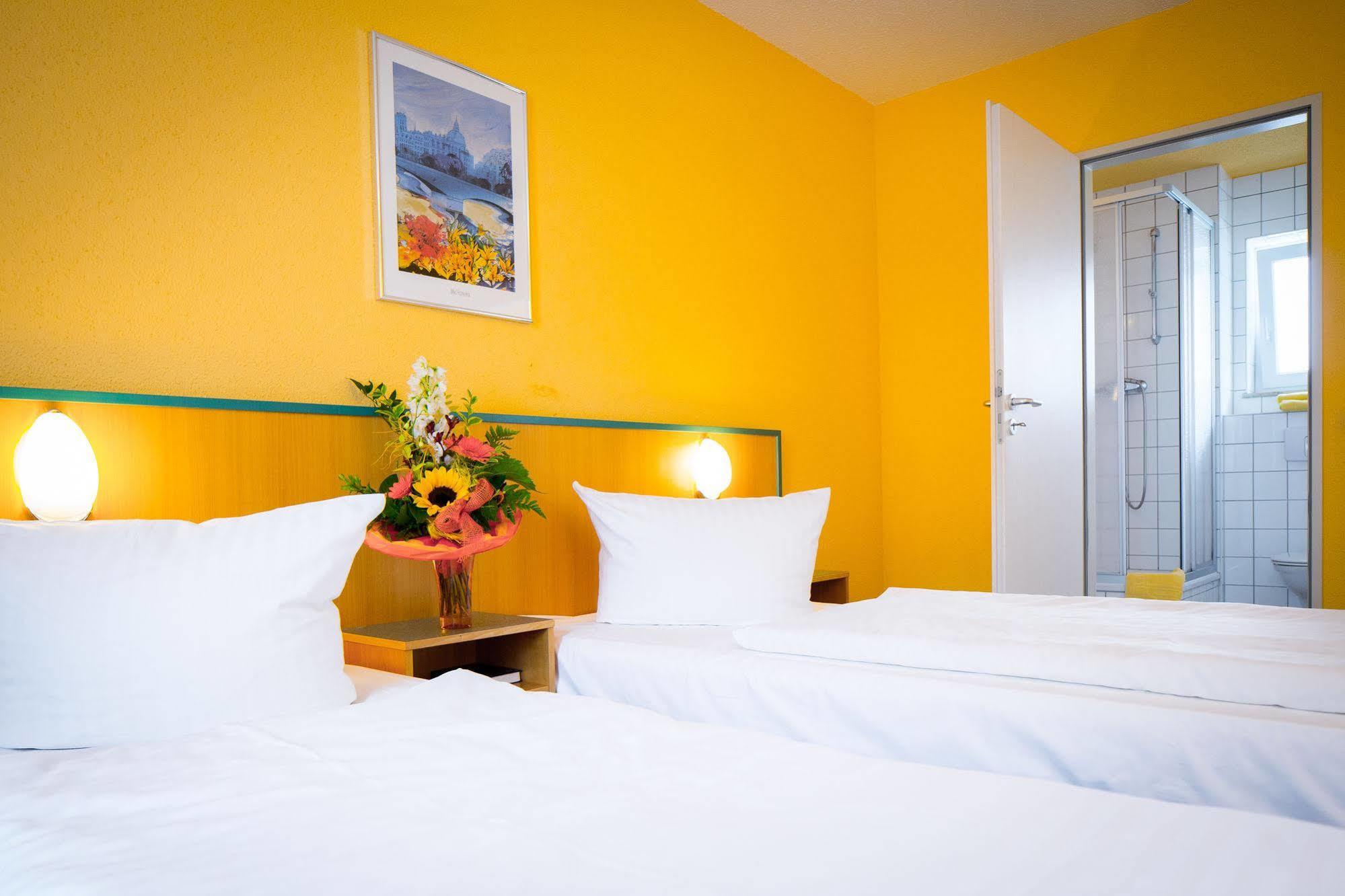 Apart Hotel Weimar Экстерьер фото